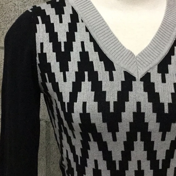 L.A.M.B. Fall 2008 Sweater - Picture 5 of 6